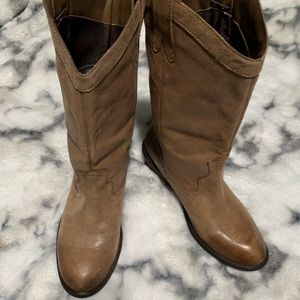 Jessica Simpson cow girl boots